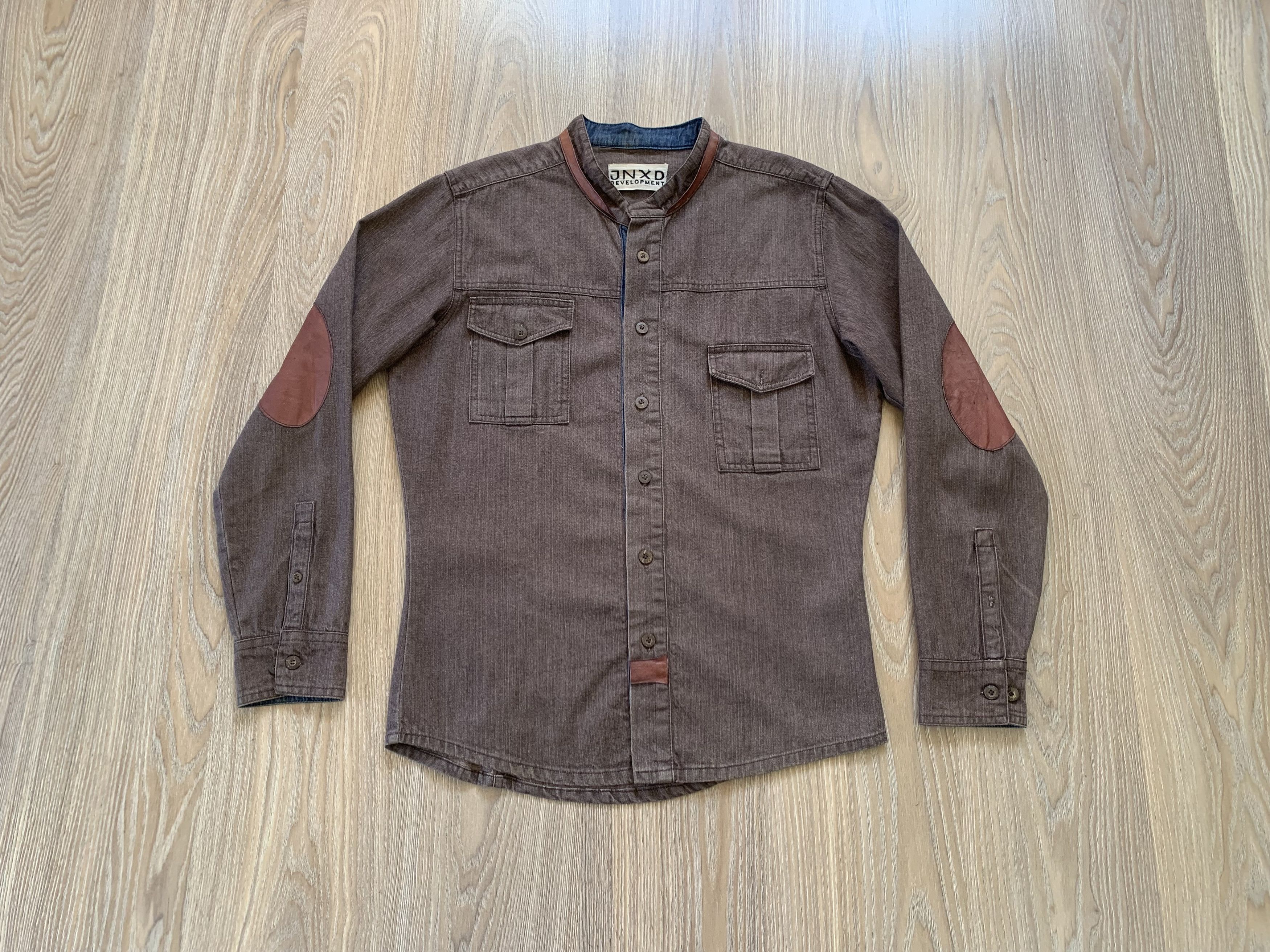 Japanese Brand Rare Vintage JNXD Leather Patched Denim Shirt Size US M / EU 48-50 / 2 - 16 Thumbnail