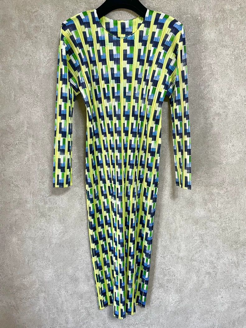 Issey Miyake Issey Miyake size:2 Green Mosaic dress Size XS / US 0-2 / IT 36-38 - 1 Thumbnail