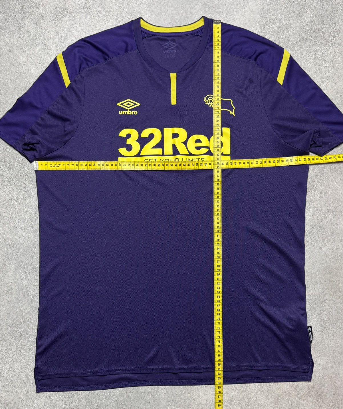 Umbro Derby County 2021 2022 Third Shirt Soccer Jersey Umbro Size US XXL / EU 58 / 5 - 15 Thumbnail