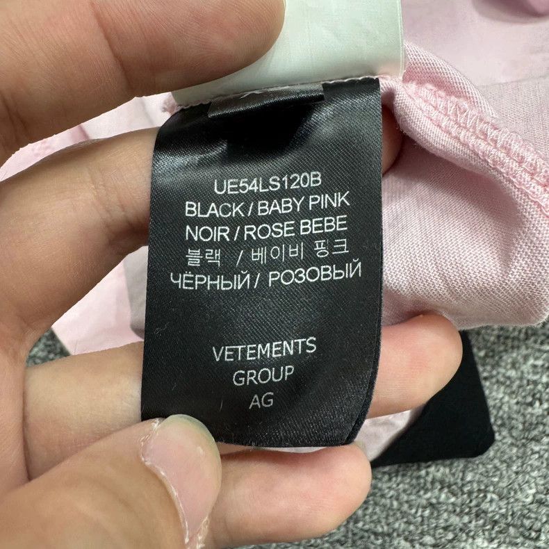 Vetements Vetements Pink Pig Fake Two-Piece Long Sleeve Size US XS / EU 42 / 0 - 5 Thumbnail