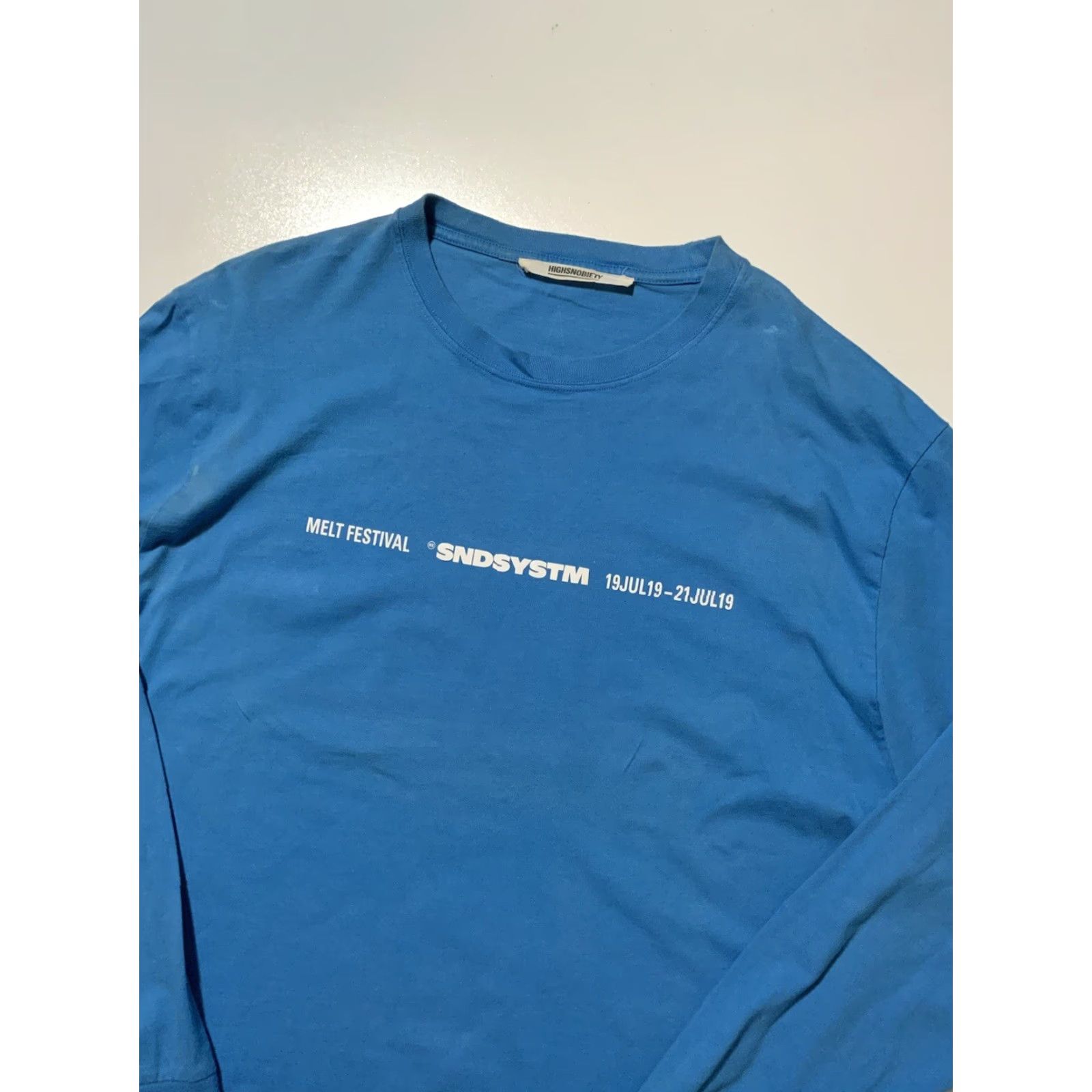 Vintage VINTAGE Highsnobiety Melt Music Festival SNDSYSTM Graphic Blue Crewneck L/S T-Shirt Sz.L Mens Size US L / EU 52-54 / 3 - 3 Thumbnail