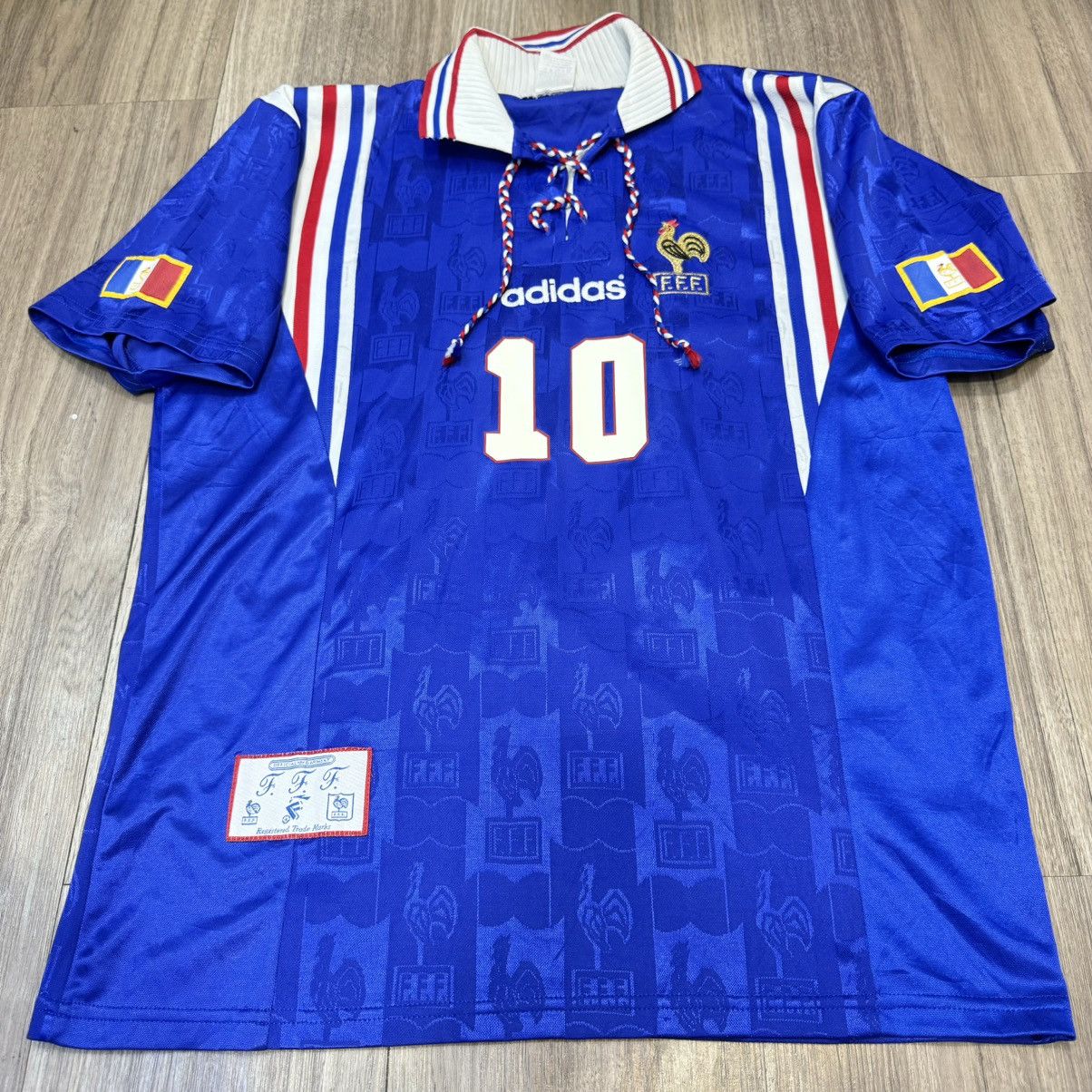 Adidas France Euro 1996 home shirt #10 Zidane Size US M / EU 48-50 / 2 - 1 Thumbnail