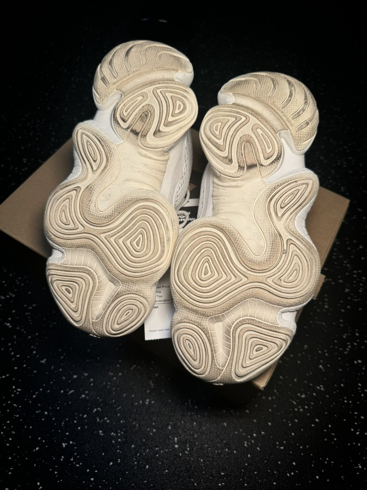 Adidas × Yeezy Yeezy 500 bone white 6Y Size US 6 / EU 39 - 8 Thumbnail