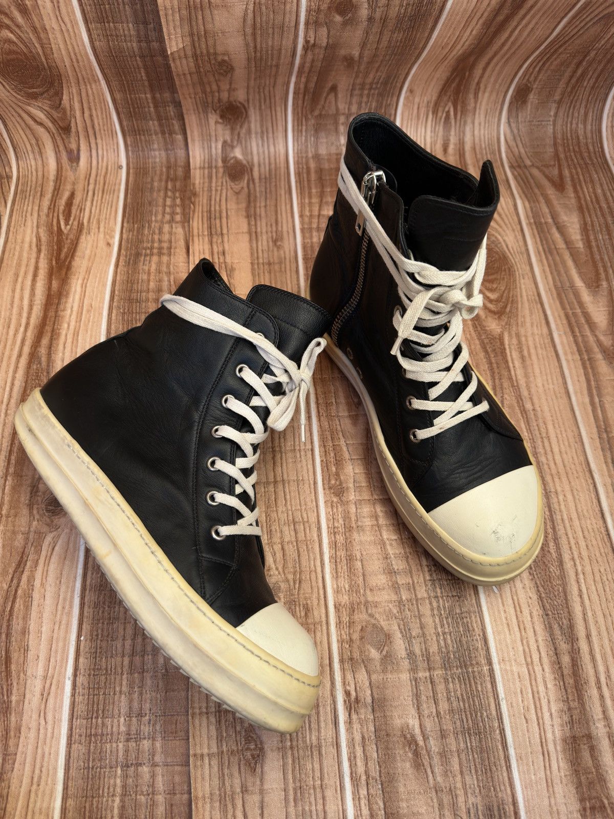 Rick Owens W16 Mainline Rick Owens Black Milk Hightop Sneaks Size US 8 / EU 41 - 11 Thumbnail