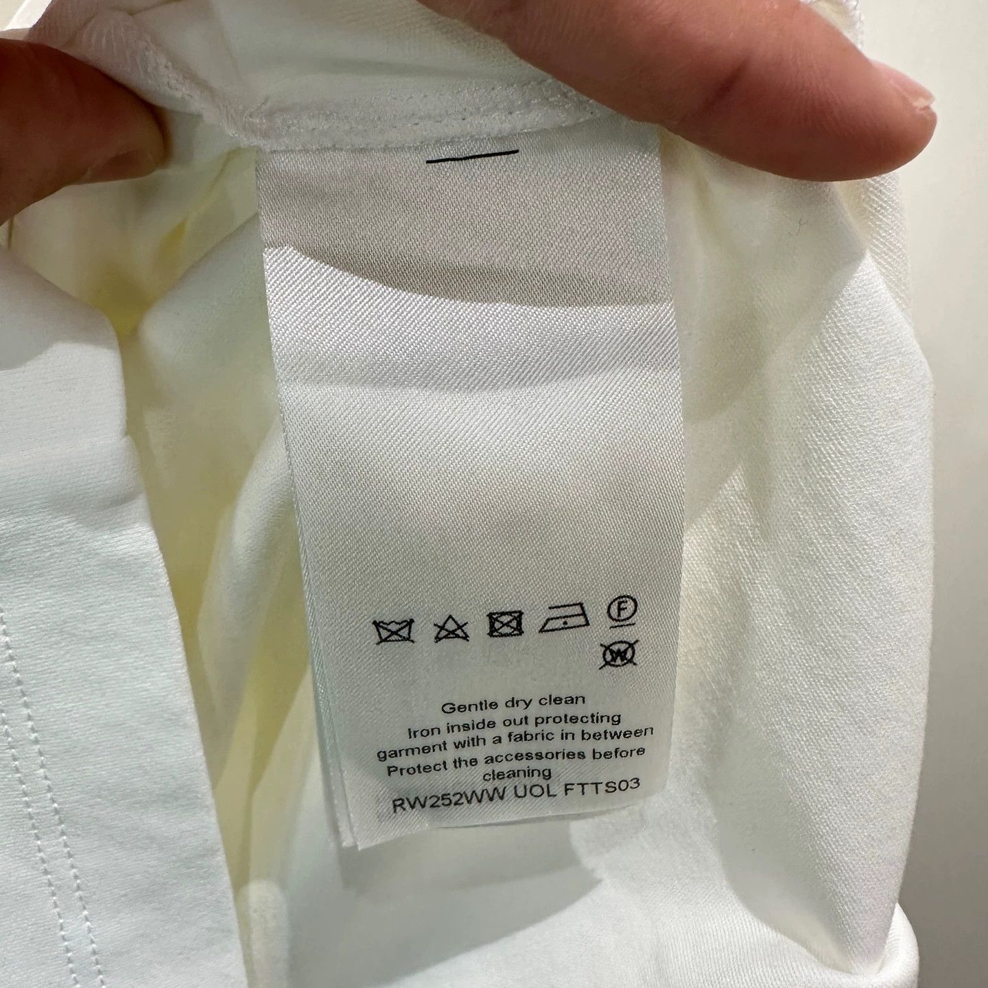 Louis Vuitton Louis Vuitton 25SS apr480 Stamp Chain Tee M Cotton Size M / US 6-8 / IT 42-44 - 4 Thumbnail