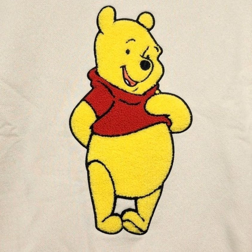 Disney VINTAGE Disney Winnie The Pooh Sweatshirt Womens XXL Ivory Textured Fuzzy Size XXL / US 16-18 / IT 52-54 - 8 Thumbnail