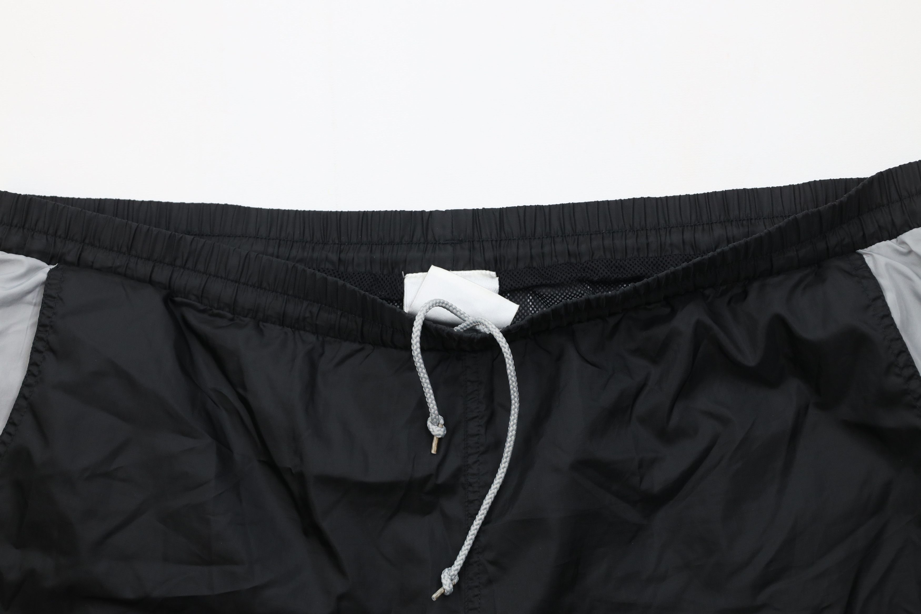 Adidas Vintage 90s Adidas Lined Running Jogging Soccer Shorts Black Size US 38 / EU 54 - 2 Thumbnail