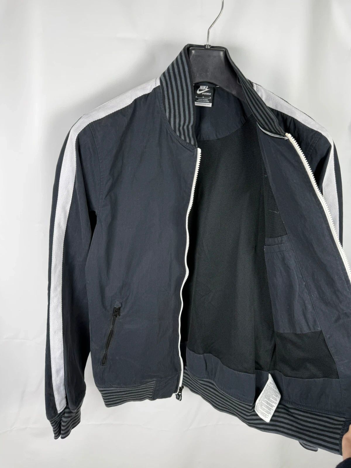 Nike Nike Manchester United Bomber Jacket size M Size US M / EU 48-50 / 2 - 8 Thumbnail