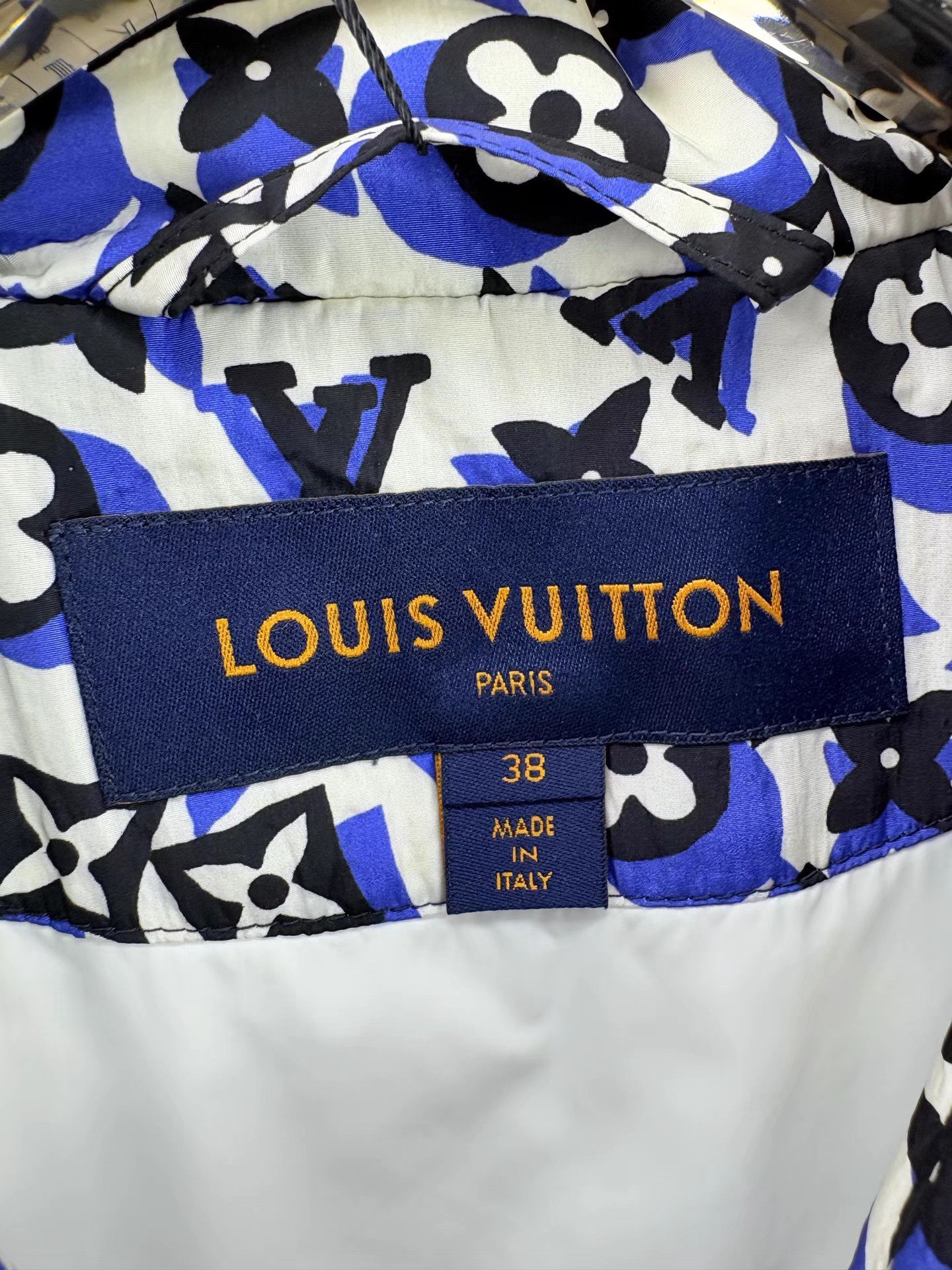 Louis Vuitton LOUIS VUITTON Monogram Logo Leather Panel Down Vest Size XS / US 0-2 / IT 36-38 - 4 Thumbnail