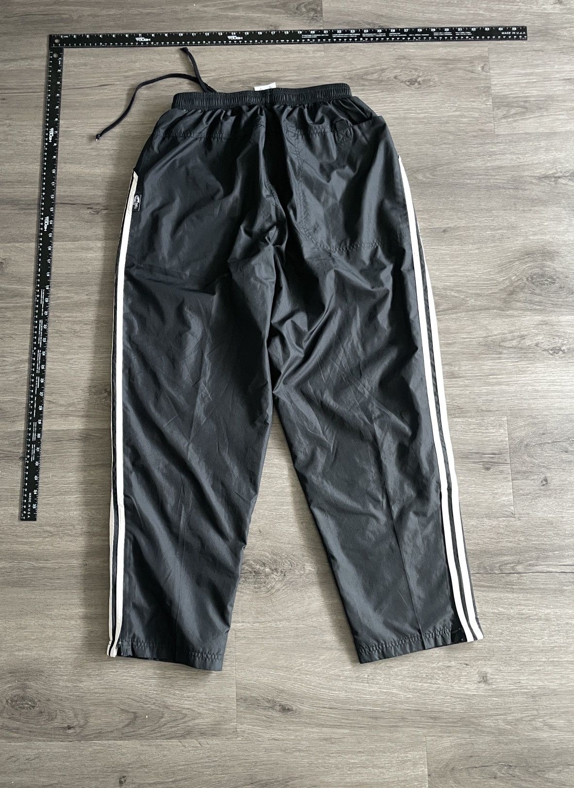 Adidas VTG Adidas “Three Stripes” Clima Shell Track Pants (Sz.L) Size US 35 - 4 Thumbnail