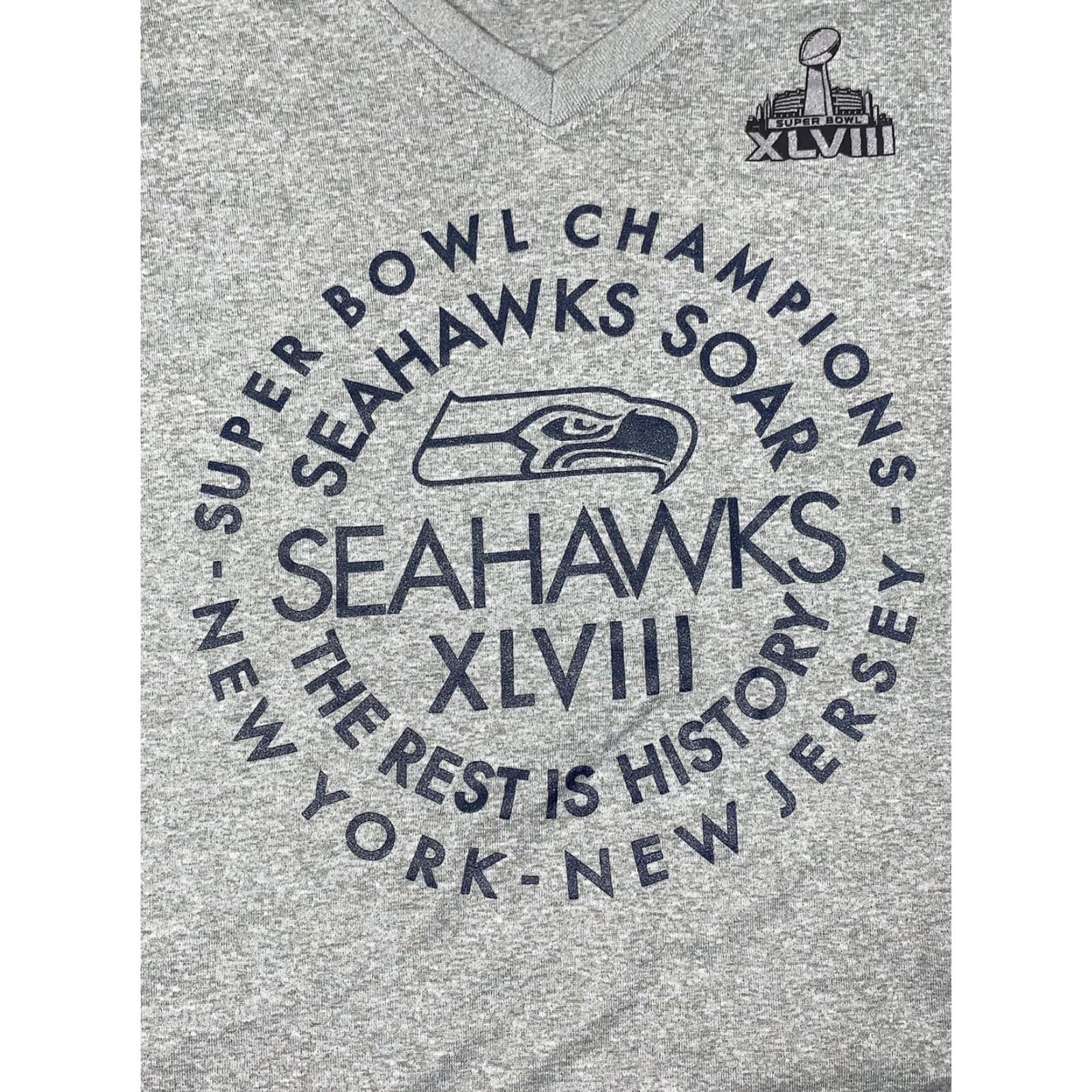 NFL VINTAGE Women's Nike Dri Fit NFL Seattle Seahawks XLVIII Super Bowl V Neck Size M #2389 Size ONE SIZE - 2 Thumbnail
