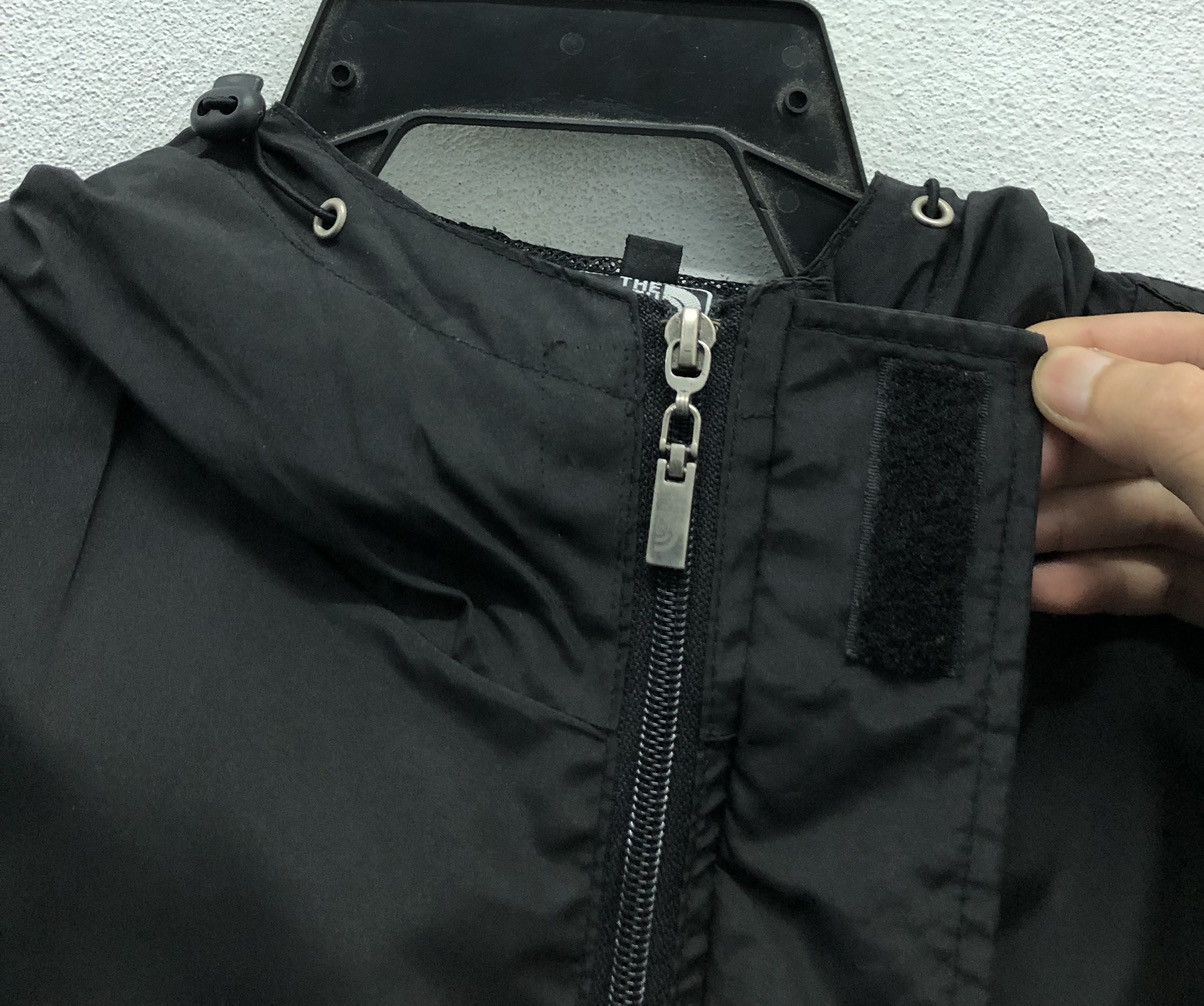 The North Face The North Face Summit Series Windbreaker (Size XL) Size US XL / EU 56 / 4 - 4 Thumbnail