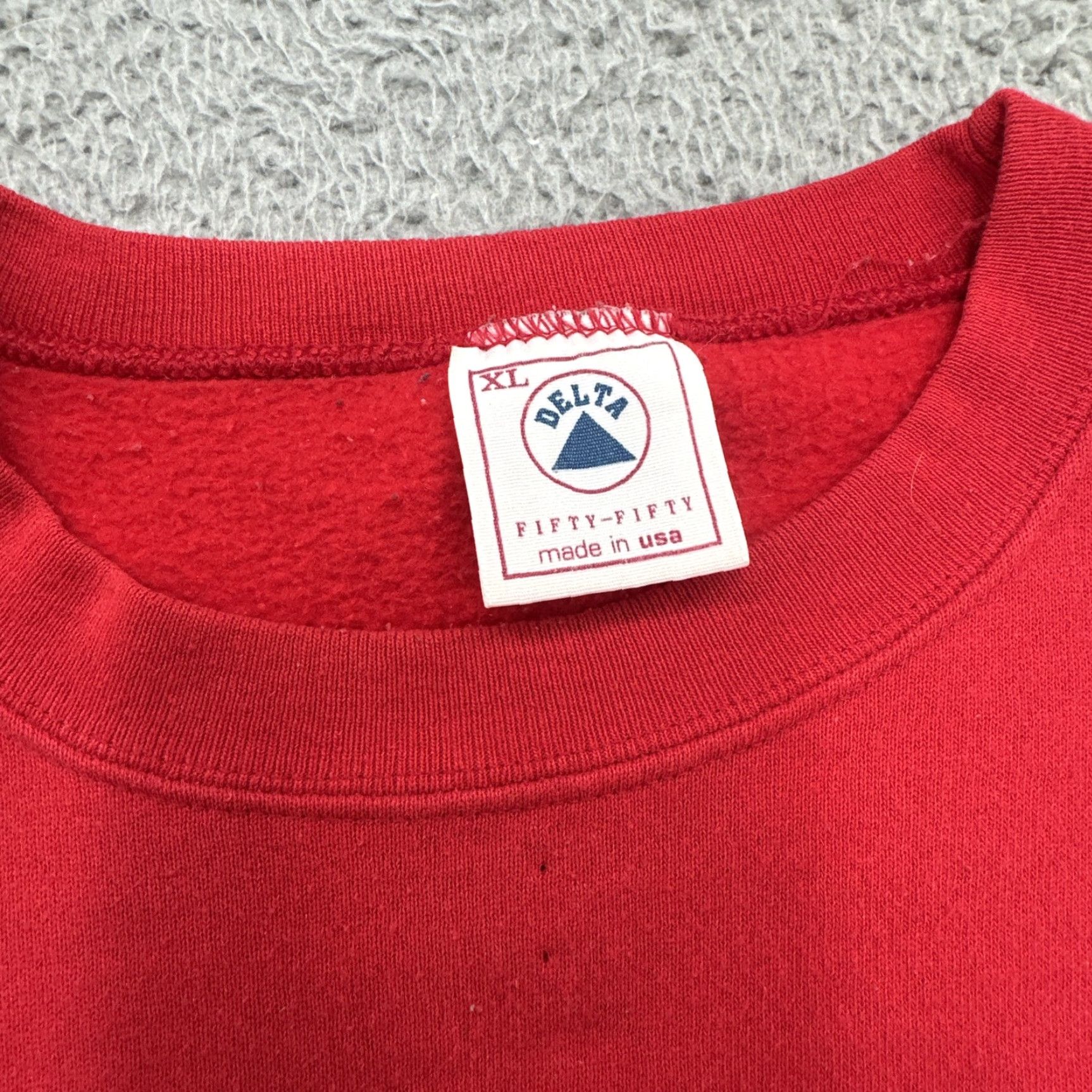 Vintage VINTAGE Wisconsin Badgers Sweatshirt Mens XLarge 90s University Crewneck Clean Size US L / EU 52-54 / 3 - 3 Thumbnail