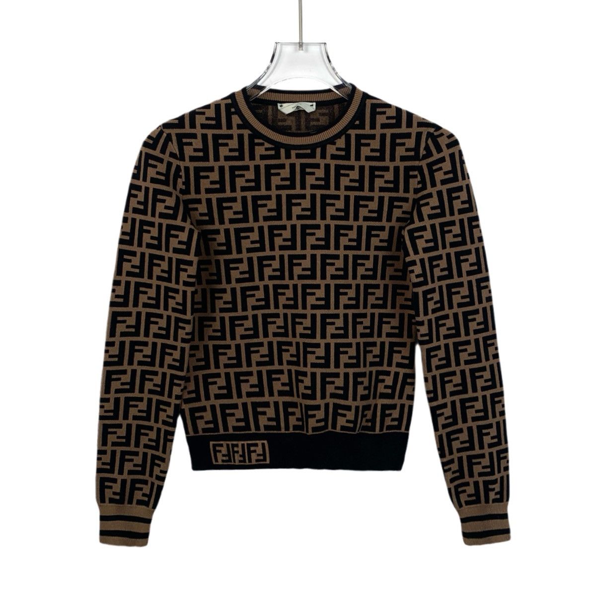 Fendi Fendi All-over Logo Printed Long Sleeve Knit Sweater K26WX Size XS / US 0-2 / IT 36-38 - 1 Thumbnail