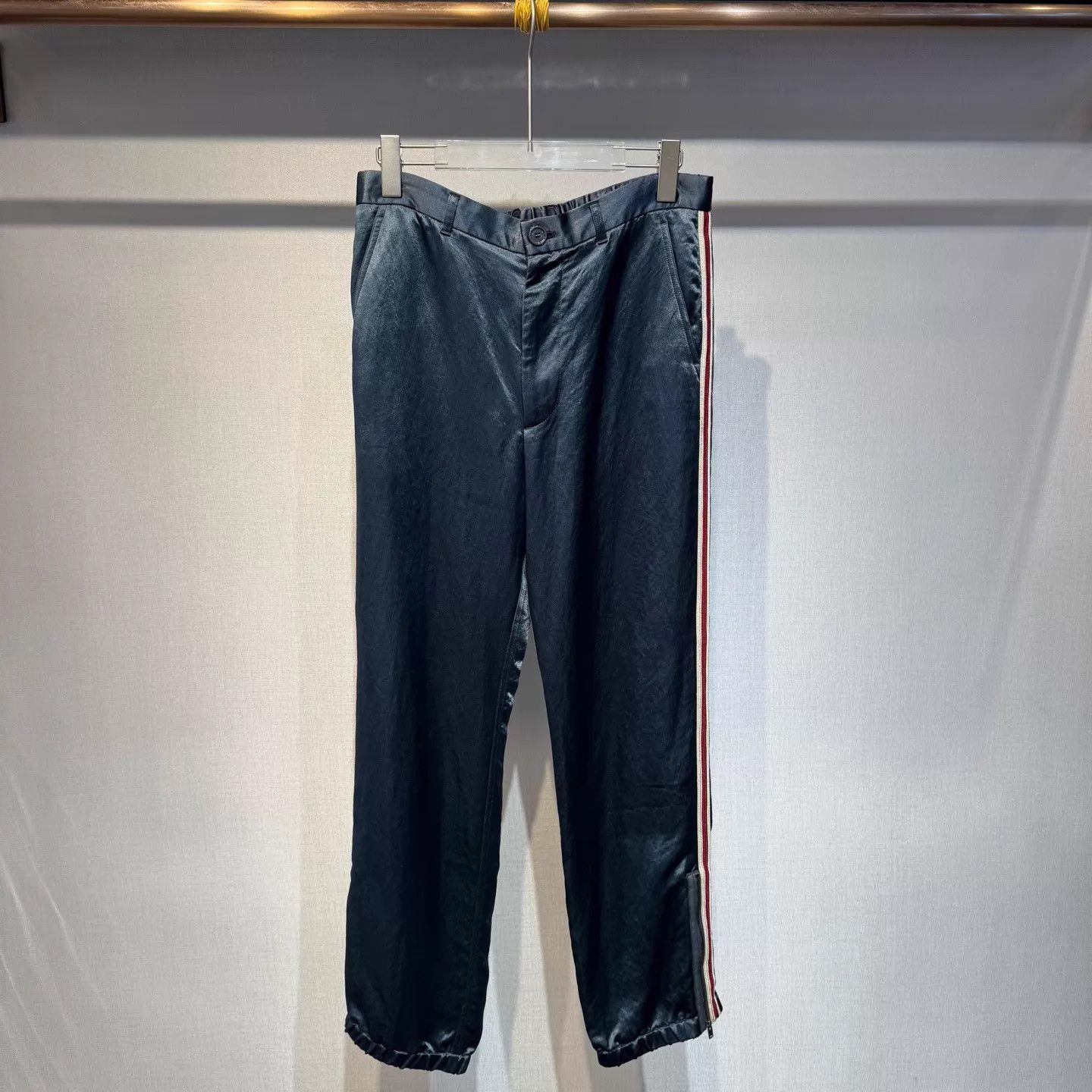Gucci Gucci Gray Side Stripe Track Pants 46 NWT Size US 30 / EU 46 - 1 Thumbnail