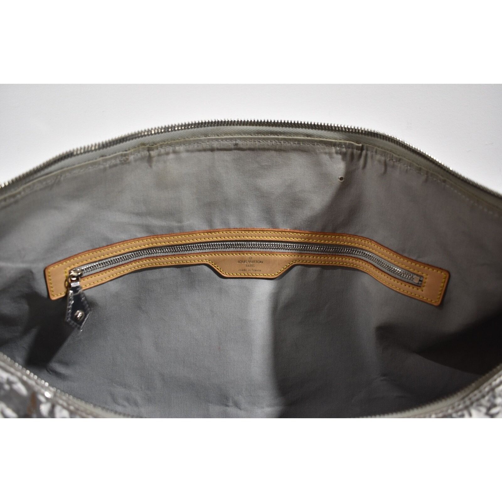 Louis Vuitton Louis Vuitton Keepall Mirror Weekend Travel Duffle Bag Size ONE SIZE - 20 Thumbnail