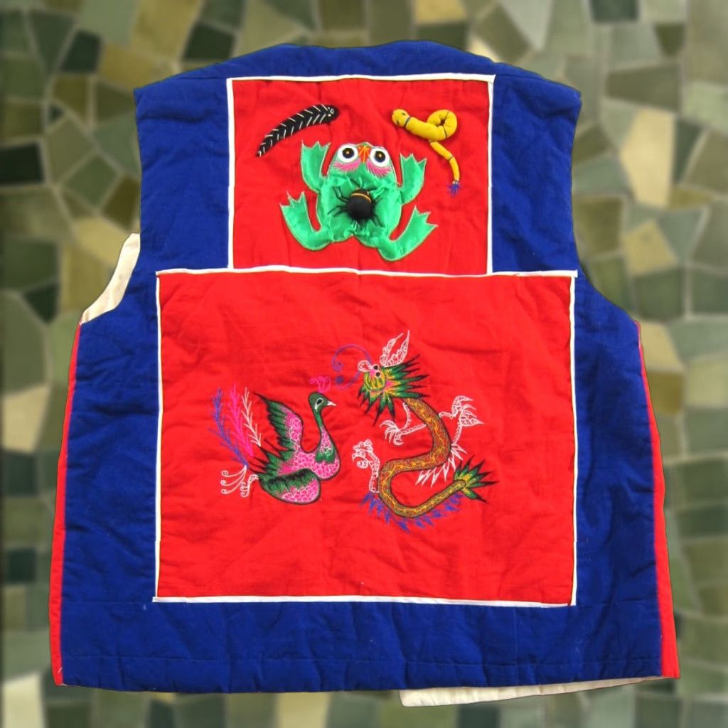 Vintage VINTAGE Asian Cotton Embroidered Patch Frog Flower Bird Dragon Vest Women M-L Size M / US 6-8 / IT 42-44 - 1 Thumbnail