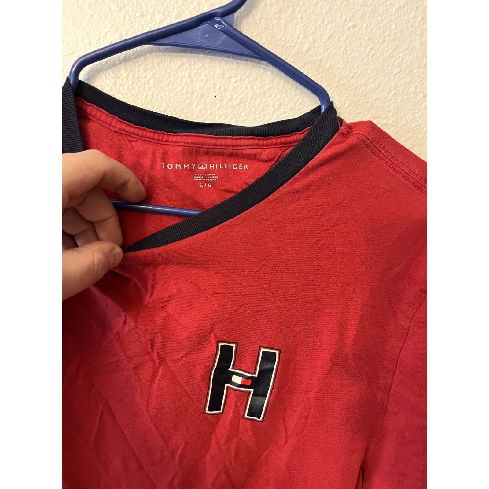Tommy Hilfiger Tommy Hilfiger Mens T-Shirt Short Sleeve Crew Neck Red Graphic Size S Size US S / EU 44-46 / 1 - 2 Thumbnail