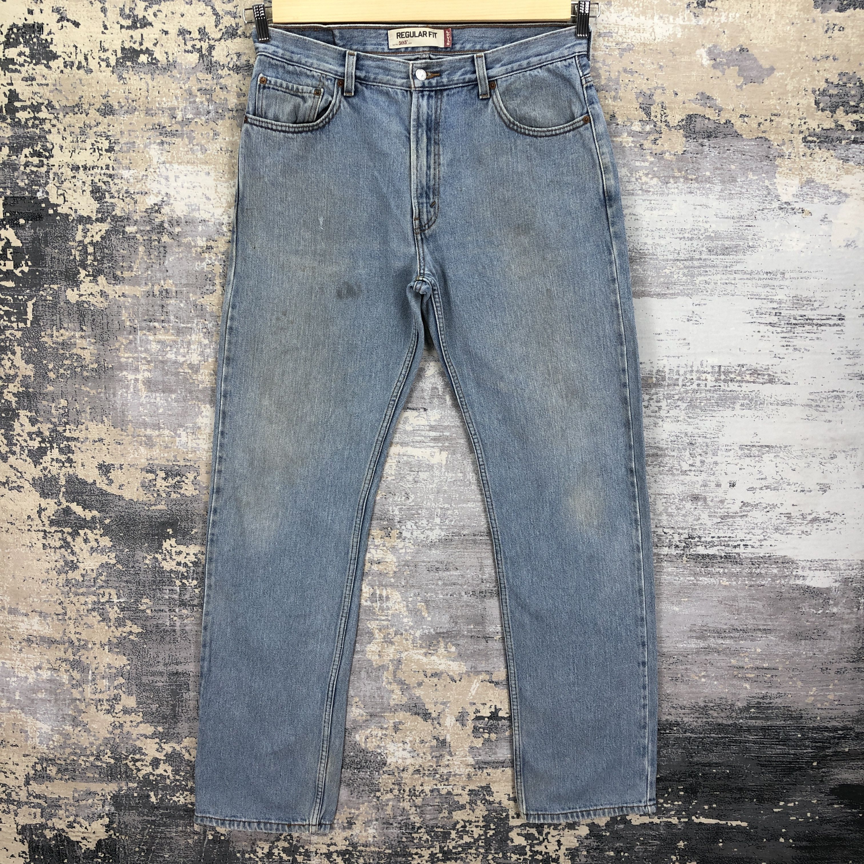Levi's Vintage Levis 505 Jeans Dirty Levi's Faded Light Wash Denim Size US 32 / EU 48 - 1 Thumbnail