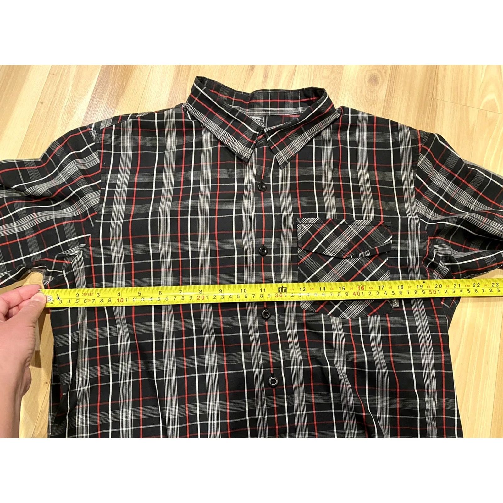 Oakley Oakley Mens Plaid Short Sleeve Button Up Shirt M Embroidered Red Black Multicolor Mens Size US M / EU 48-50 / 2 - 4 Thumbnail