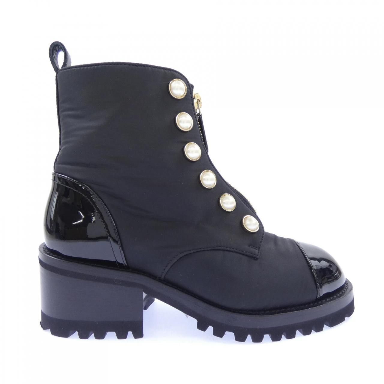 Chanel Chanel Chanel Ankle Boots Fabric Patent Calfskin Boots Leather Shoes G45183B13923 DUTY FREE for USA Size ONE SIZE - 1 Thumbnail