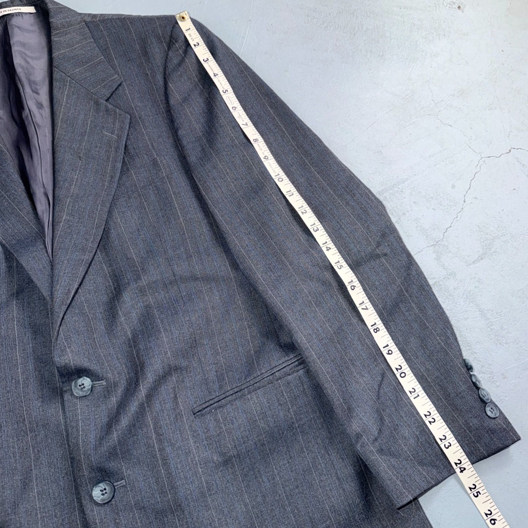 Yves Saint Laurent VINTAGE Saint Laurent YSL Gray Grodin Wool Blazer Jacket 38 Two-Button Notch Lapel Single-Breasted Size 38R - 4 Thumbnail