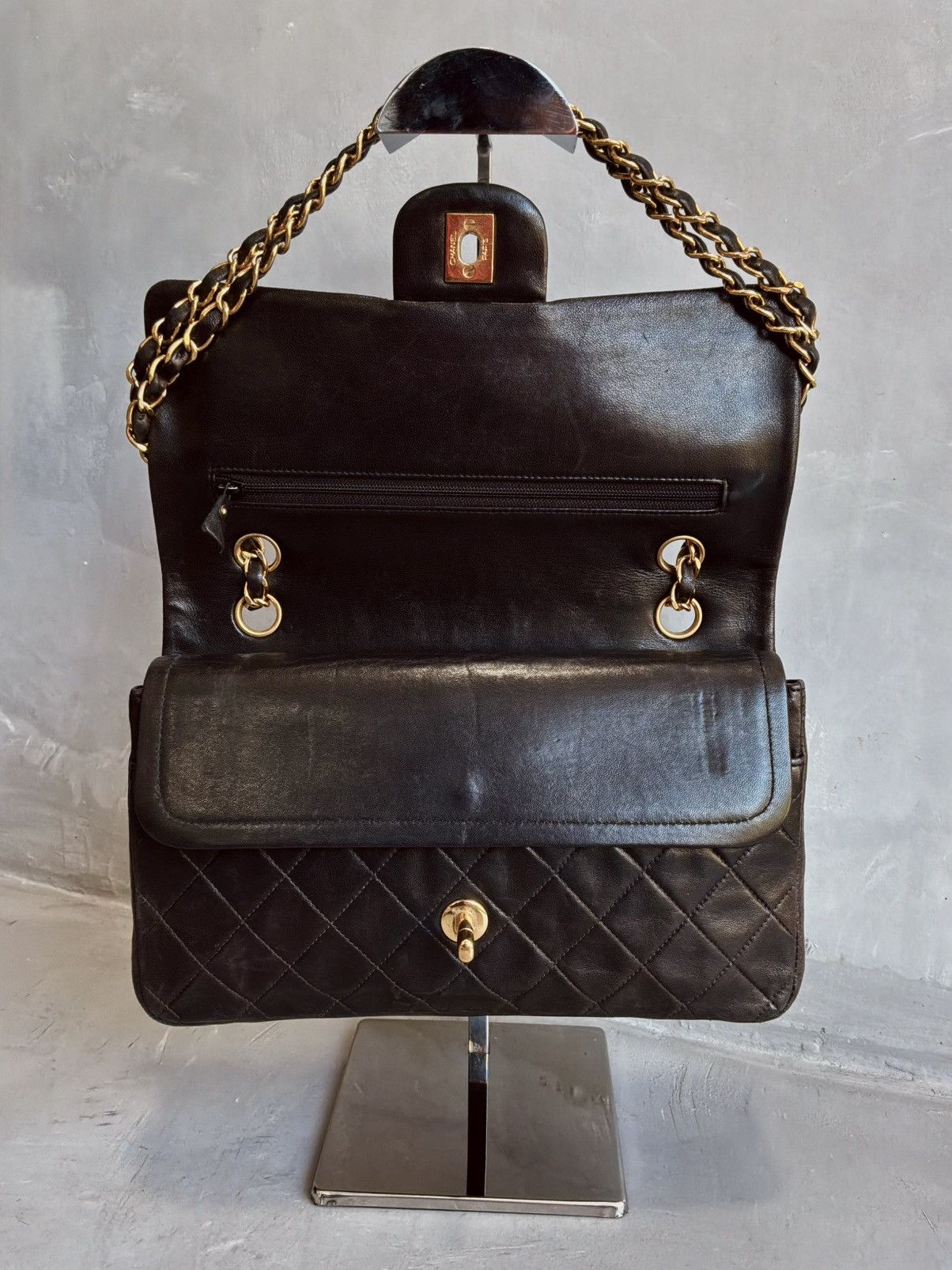 Chanel Old Chanel - Medium Dark Brown Double Flap GHW Shoulder Bag Size ONE SIZE - 16 Thumbnail