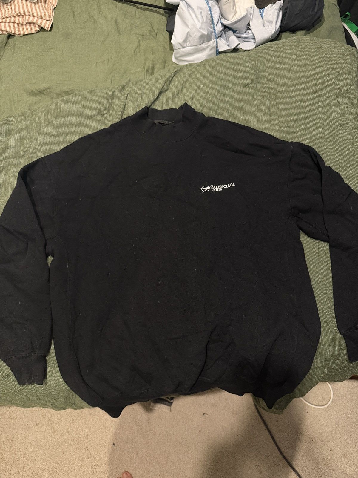 Balenciaga Balenciaga Paris Orbit Logo Sweatshirt Mock Neck Crew Neck Size US L / EU 52-54 / 3 - 3 Thumbnail