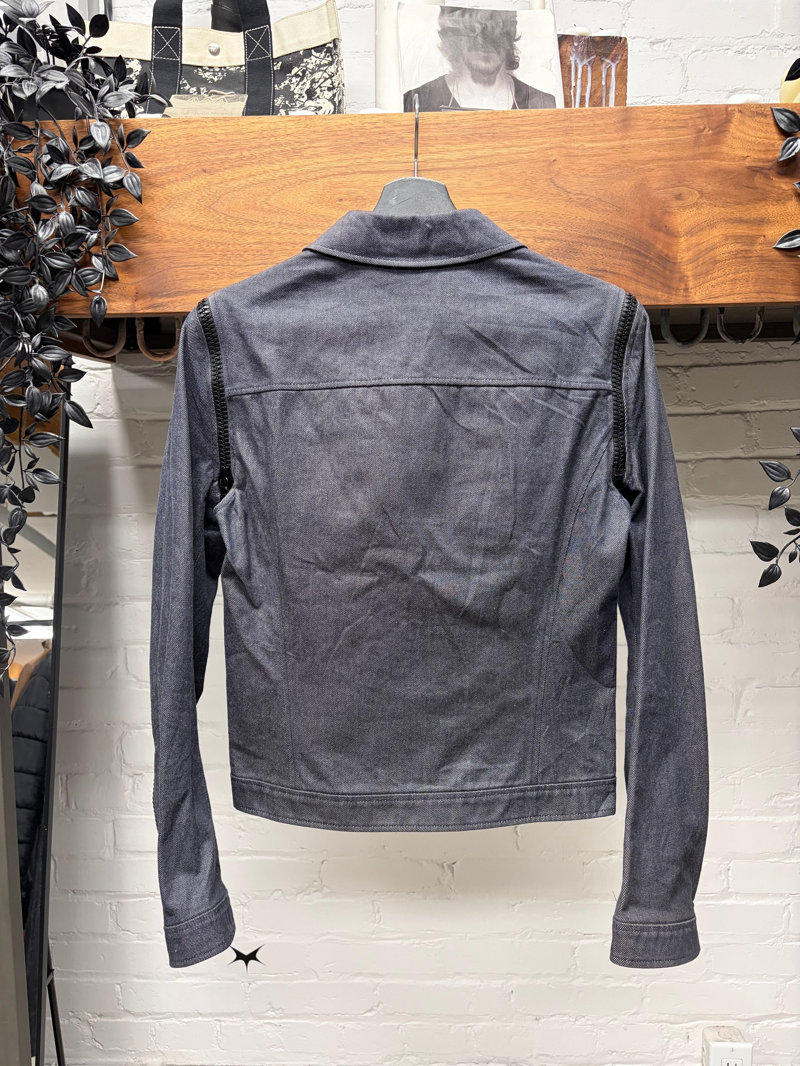 Miu Miu Vintage Miu Miu Denim Trucker Jacket with Zipper Detachable Sleeves Size XS / US 0-2 / IT 36-38 - 4 Thumbnail