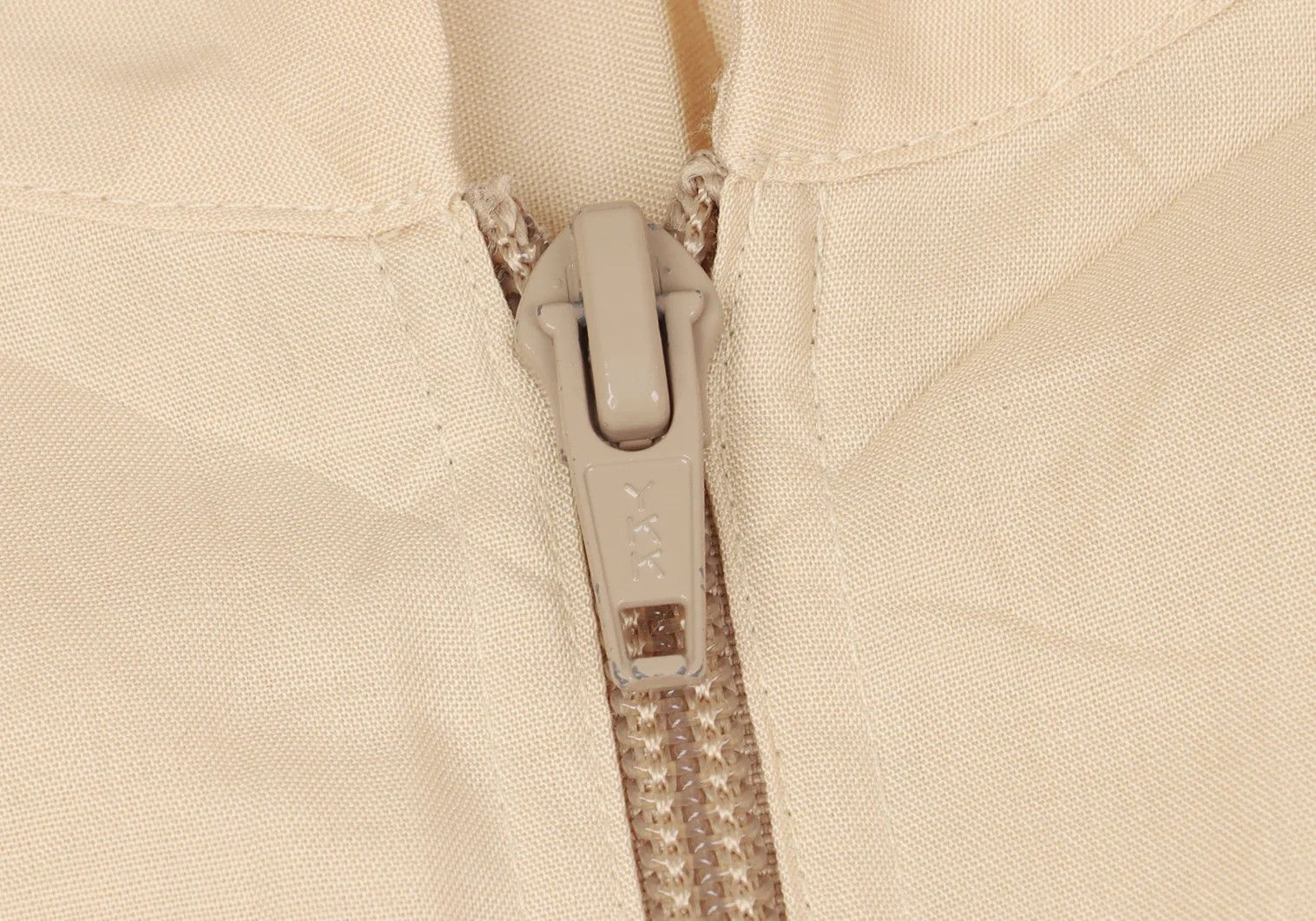 Issey Miyake Band Collar Zip-Up Shirt in Beige, Size M Size US M / EU 48-50 / 2 - 4 Thumbnail