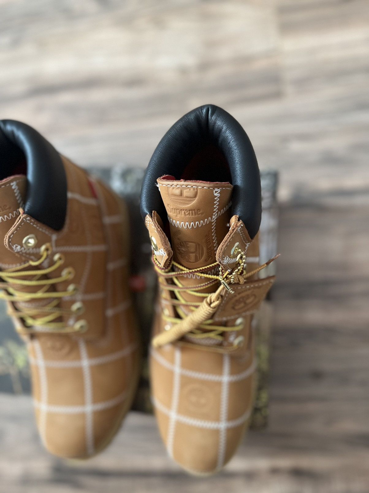 Supreme × Timberland Supreme Patchwork Timberland 6” Premium Waterproof Boot Size US 11 / EU 44 - 17 Thumbnail