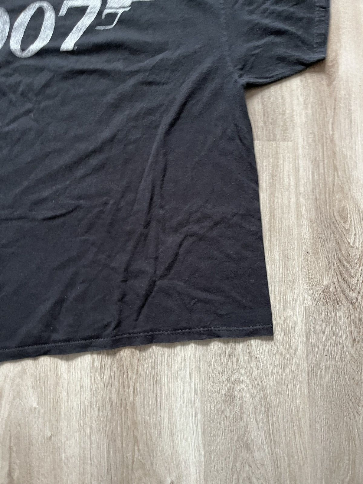 Vintage 2000 James Bond 007 Movie Promo T Shirt Size US XXL / EU 58 / 5 - 6 Thumbnail
