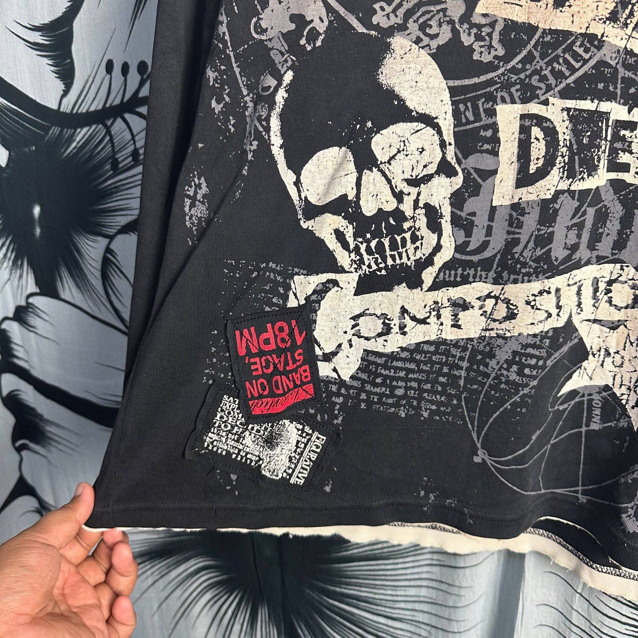 Japanese Brand 2000s Archive Japanese Poem Skull Punk Long Sleeve Size US L / EU 52-54 / 3 - 4 Thumbnail