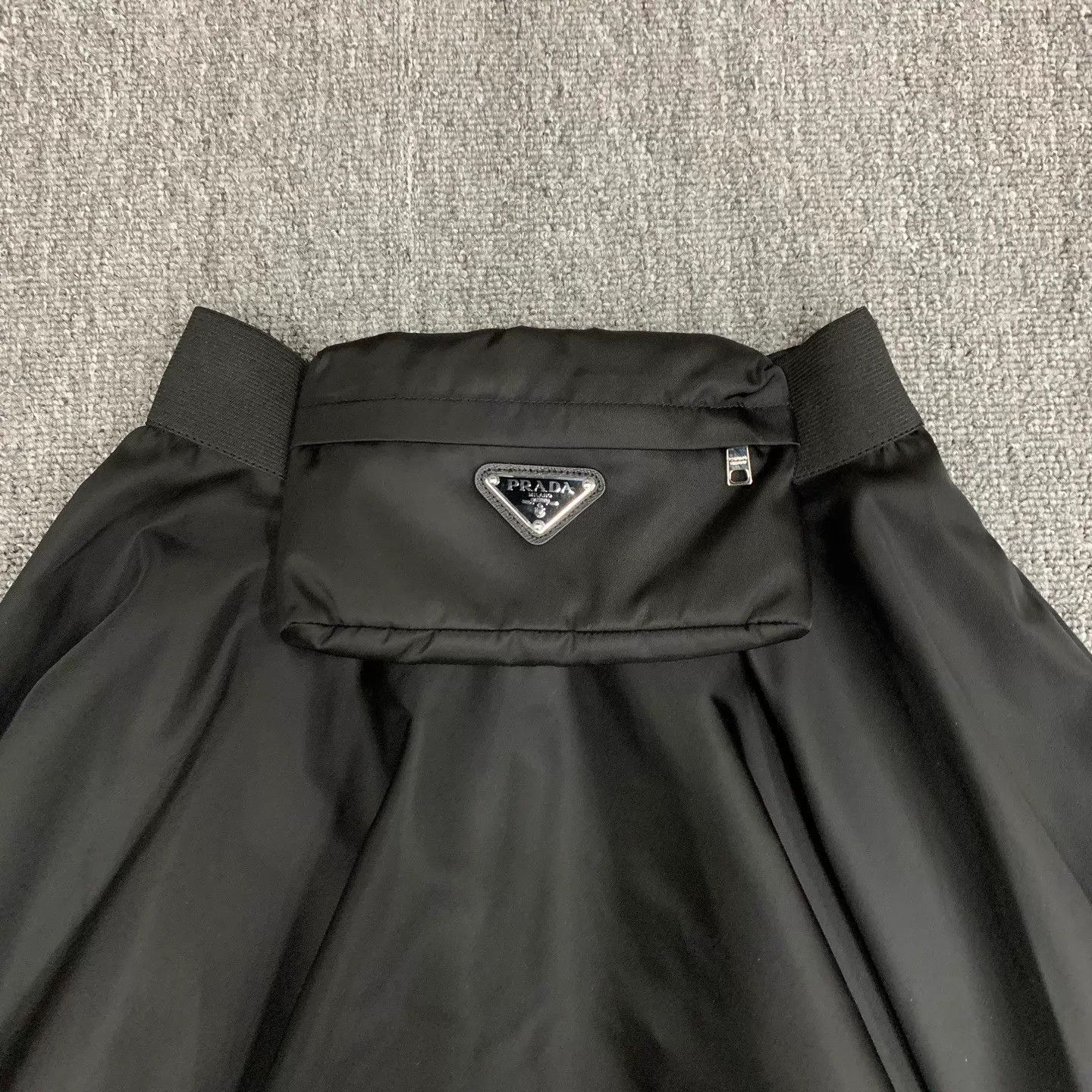 Prada Prada women's black nylon triangle logo skirt Size 25" / US 0 / IT 36 - 8 Thumbnail