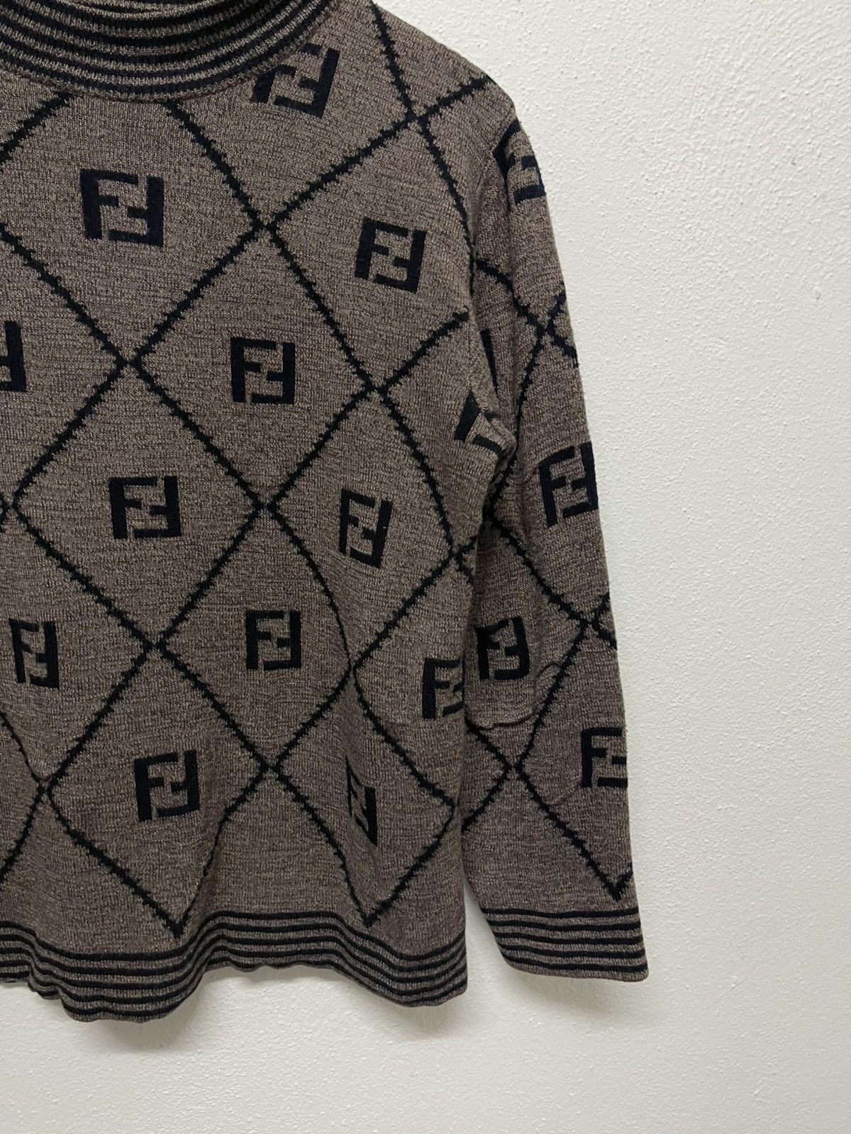 Fendi 90s FENDI MONOGRAM WOOL KNIT SWEATSHIRT RARE Size M / US 6-8 / IT 42-44 - 3 Thumbnail