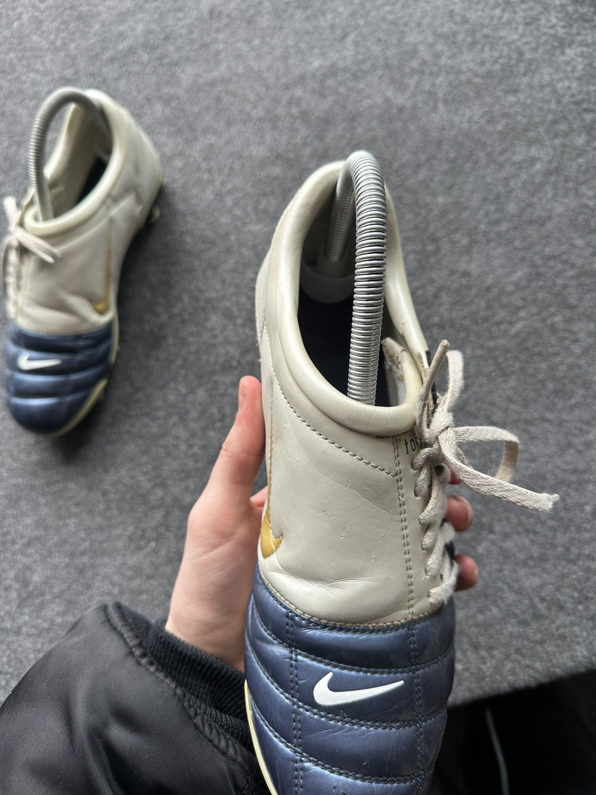 Nike 🚨RARE NIKE TOTAL 90 III UNISEX BLUE FOOTBAL SOCCER Size US 5.5 / EU 38 - 7 Thumbnail