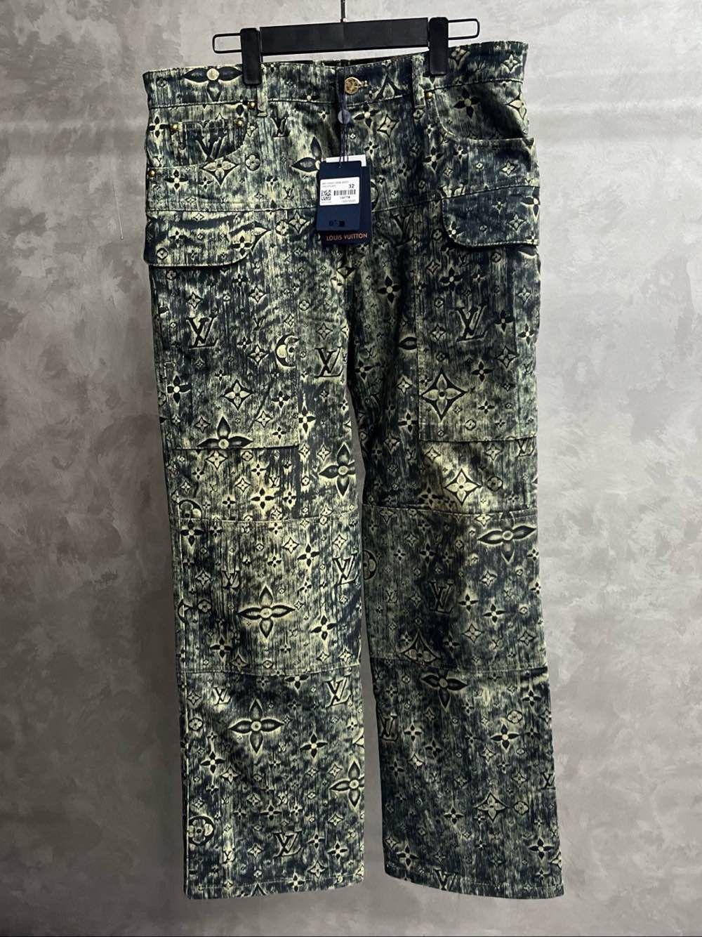 Louis Vuitton Louis Vuitton Monogram Denim Jeans US 32 Size US 32 / EU 48 - 1 Thumbnail