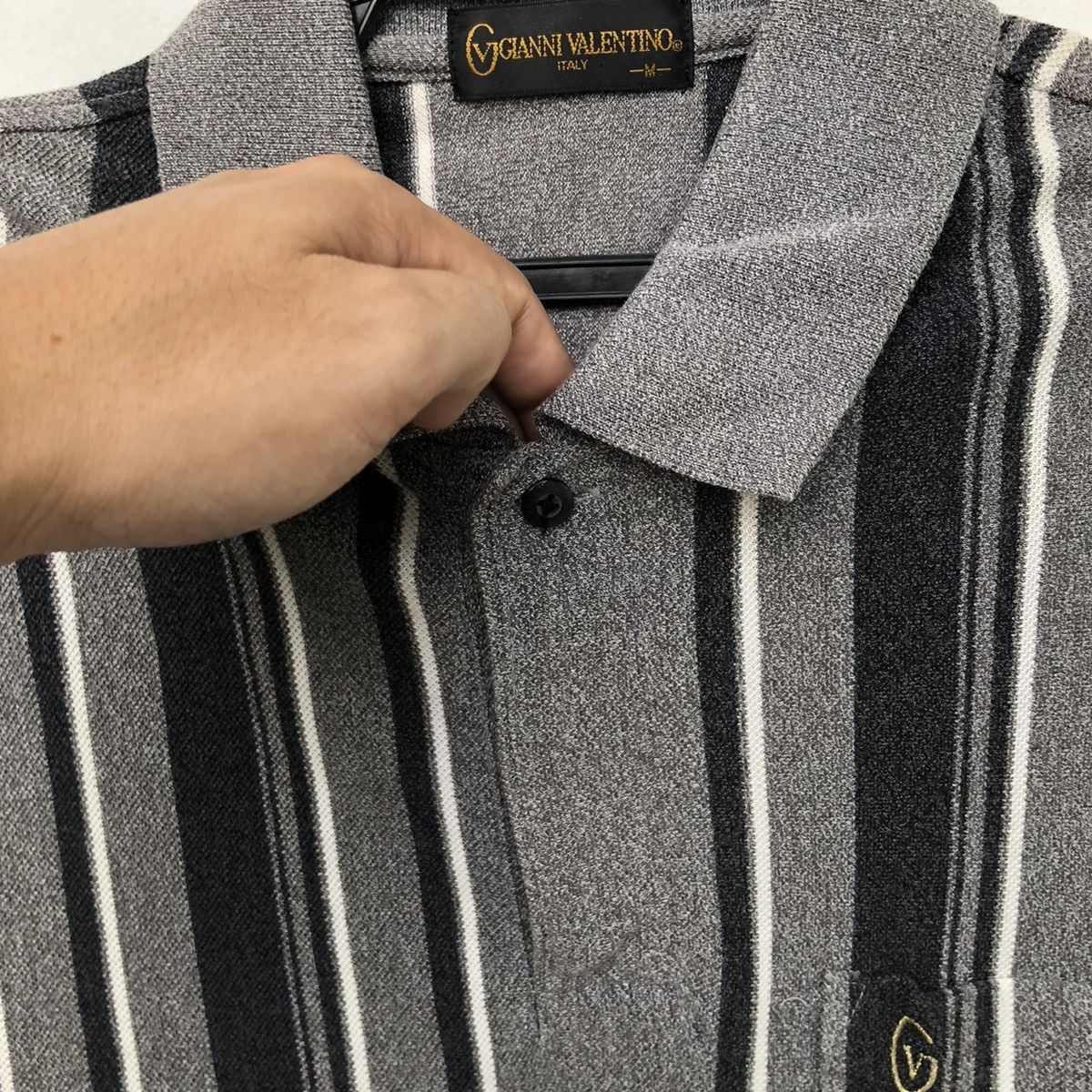 Vintage Vintage 90s Gianni Valentino Stripes Small Logo Polo | M Size US M / EU 48-50 / 2 - 3 Thumbnail