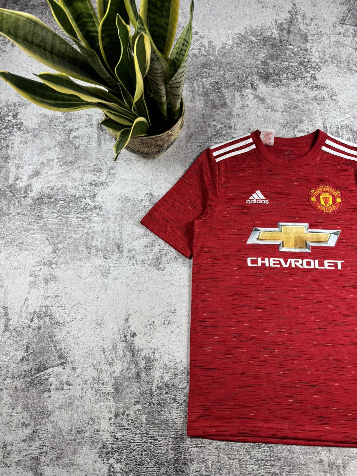 Adidas Manchester United 2020/2021 Men’s Small Red Adidas Soccer Football Shirt Jersey Size US S / EU 44-46 / 1 - 2 Thumbnail