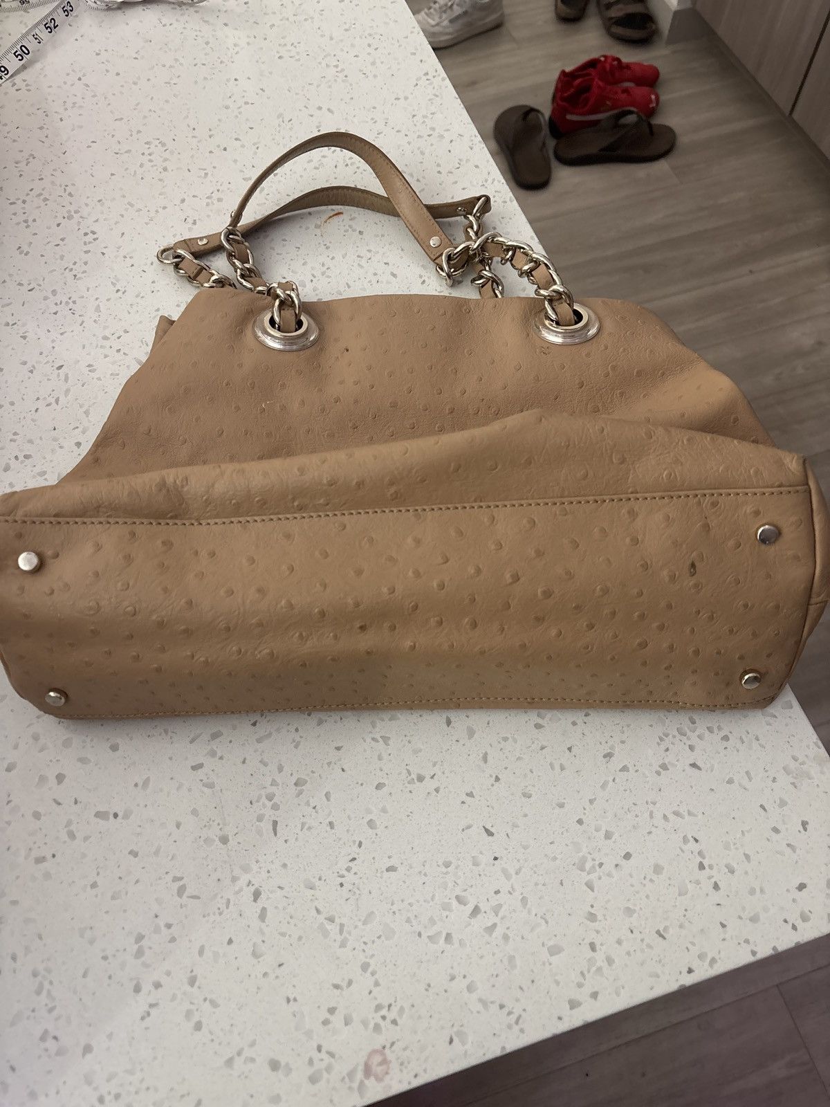 Kate Spade Kate Spade Ostrich Handlebag Size ONE SIZE - 2 Thumbnail