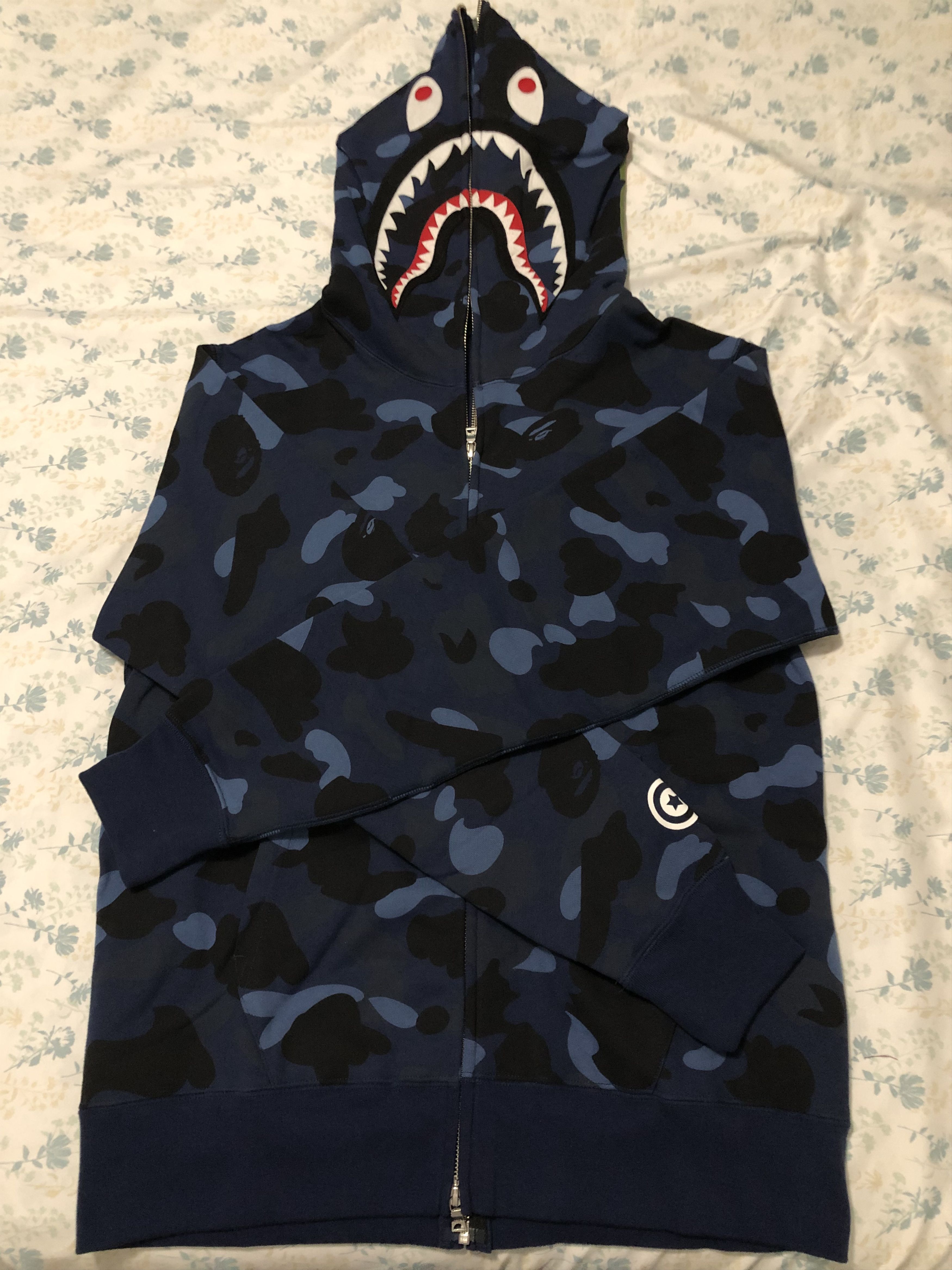 Bape Bape Color Camo Seperate Shark Hoodie Full Zip Blue - Large Size US L / EU 52-54 / 3 - 14 Thumbnail