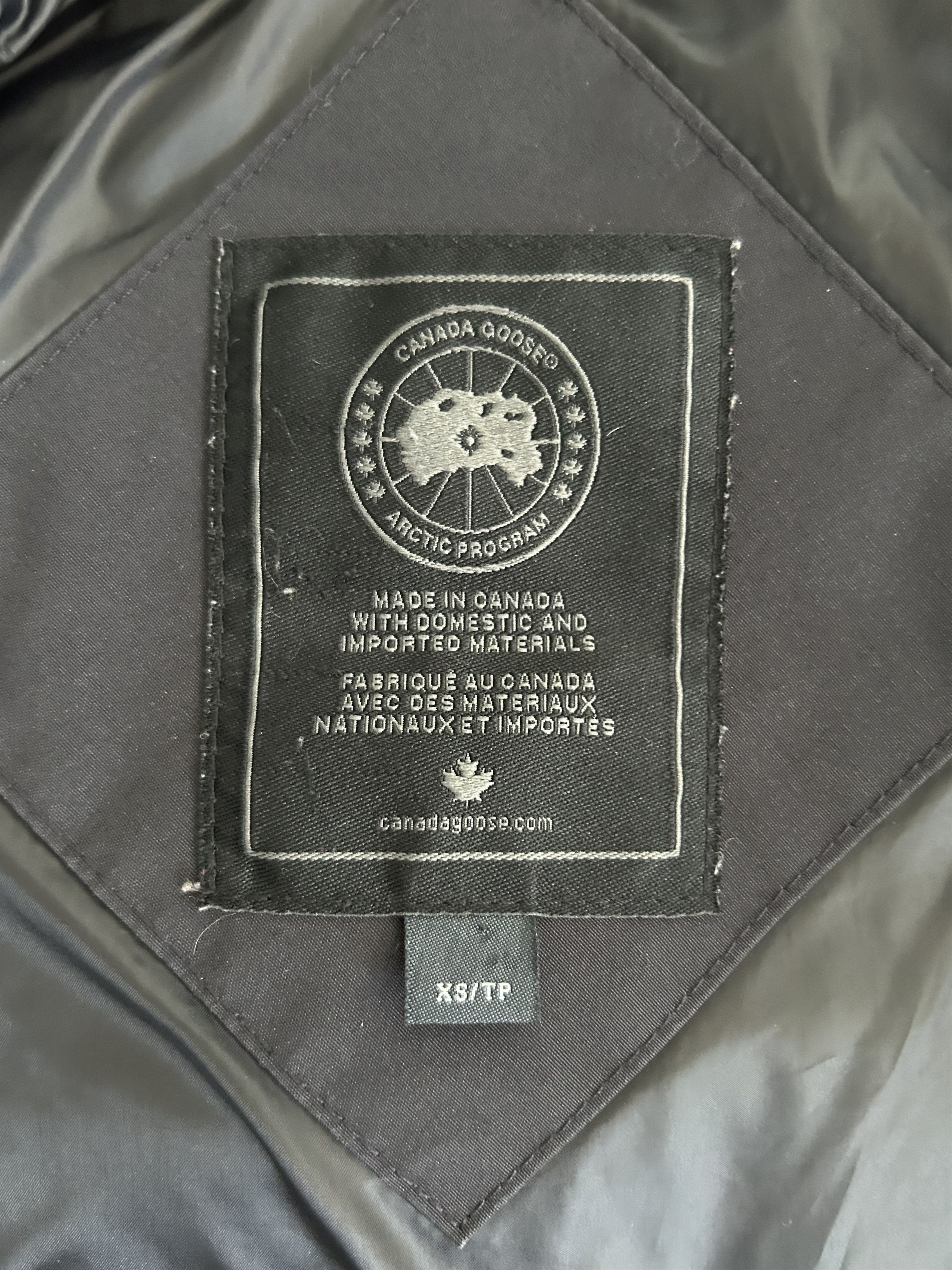 Canada Goose Canada Goose Navy Shelburne Black Label Women's Jacket Size XS / US 0-2 / IT 36-38 - 3 Thumbnail