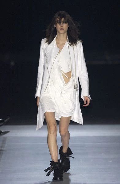 Ann Demeulemeester Ann Demeulemeeste zip tie white coat Stooges Size US L / EU 52-54 / 3 - 1 Thumbnail