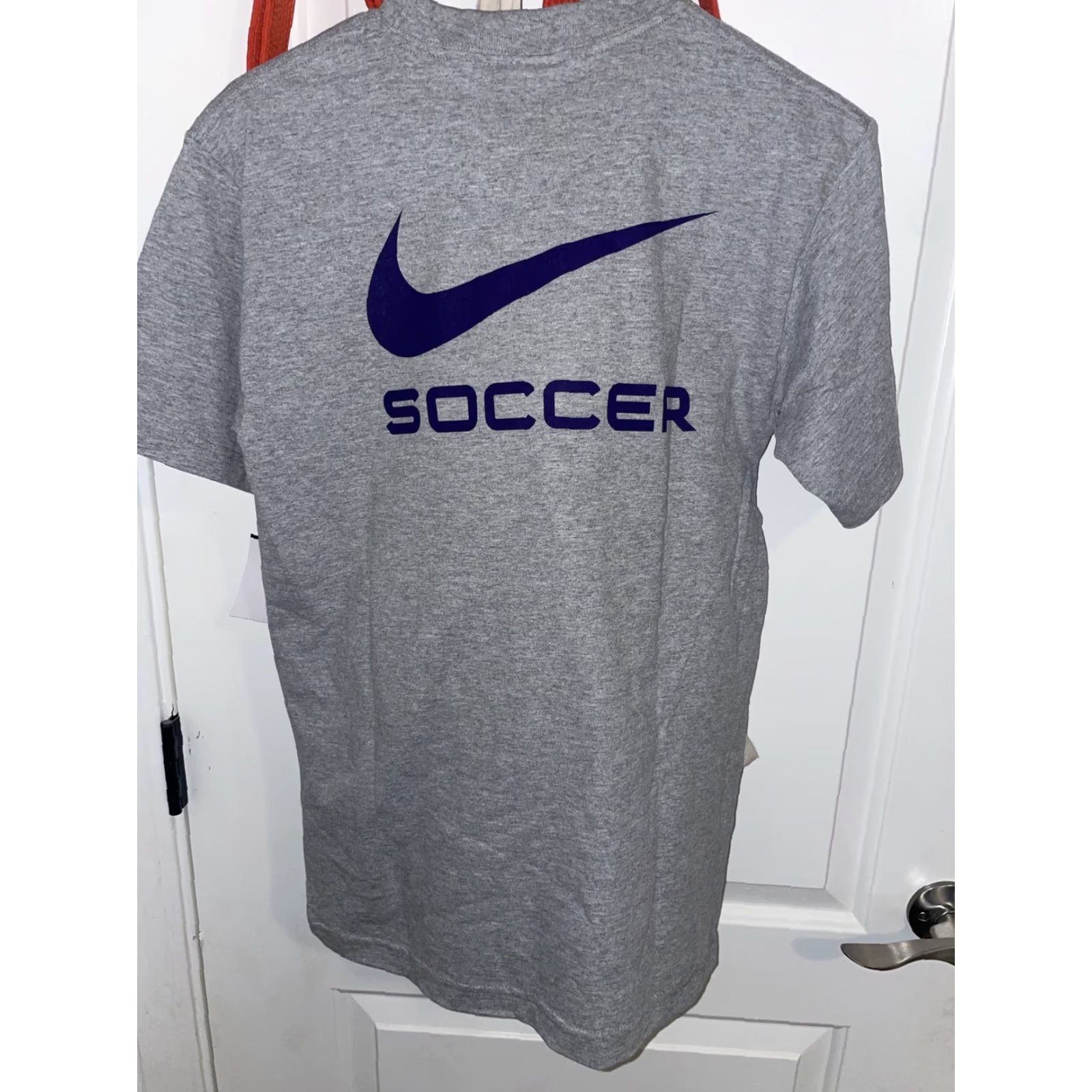 Nike VINTAGE Nike T-Shirt White Washington Huskies Womens Soccer S White Tag Gray Size S / US 4 / IT 40 - 4 Thumbnail