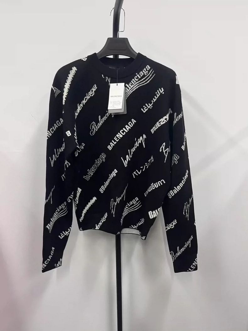 Balenciaga Balenciaga Logo monogrammed crewneck pullover Size S / US 4 / IT 40 - 1 Thumbnail