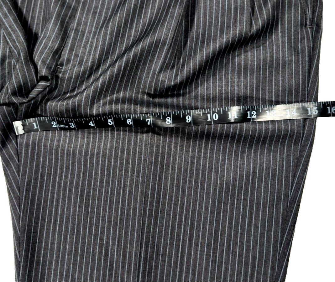 Hart Schaffner Marx Hart Schaffner Marx 2-Piece Pinstripe Suit Set 44L / 40x29 Size 44L - 20 Thumbnail