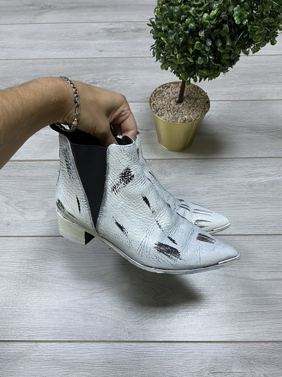 Acne Studios Acne Studios Chelsea Vero Cuolo leather boots heels painted Size US 9 / IT 39 - 3 Thumbnail