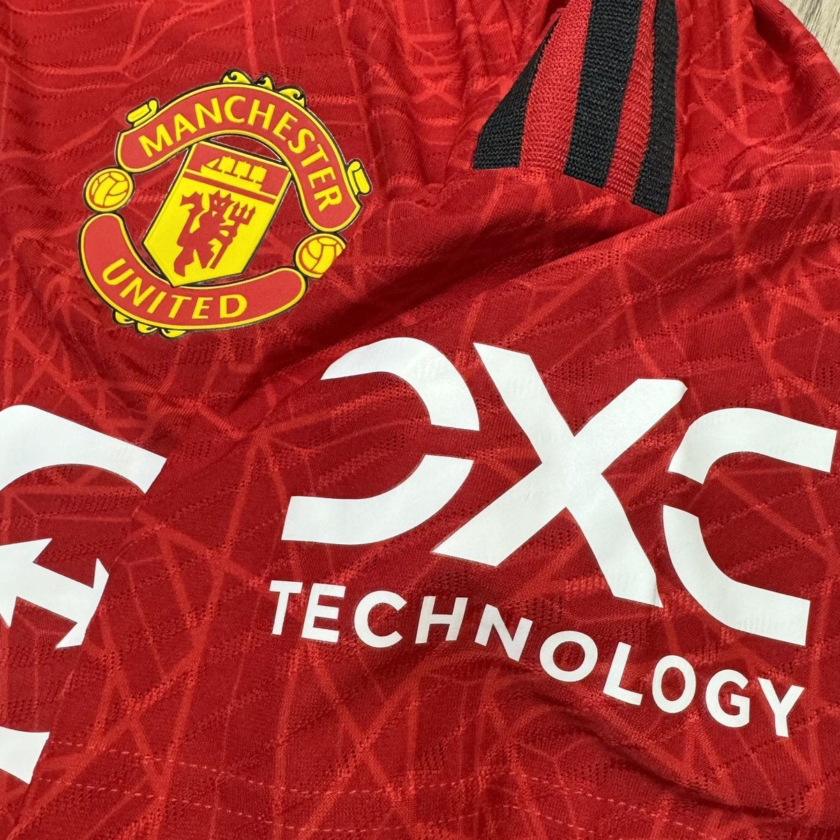 Adidas Manchester united 23/24 C/L player issue shirt #6 Martinez Size US M / EU 48-50 / 2 - 6 Thumbnail