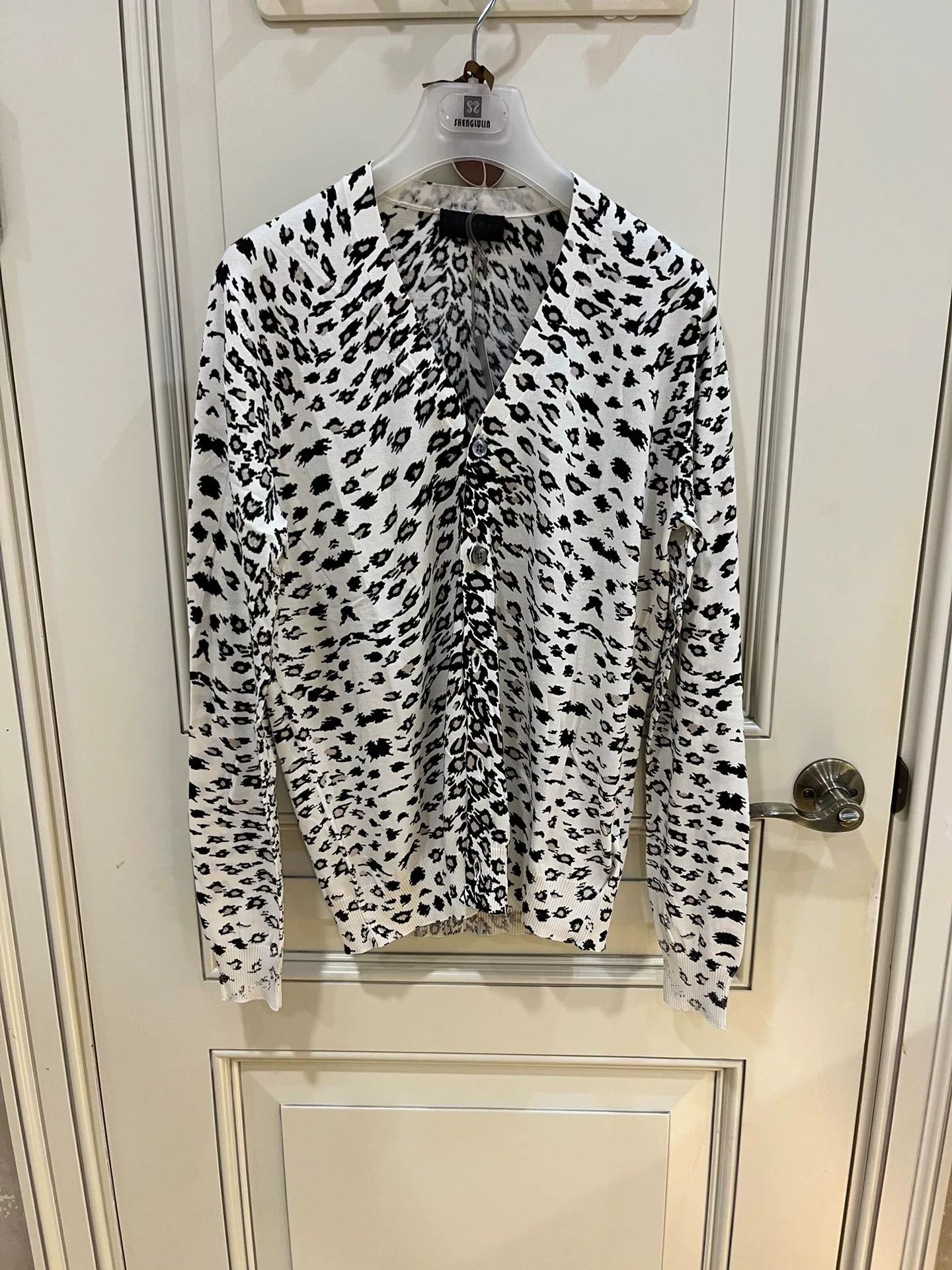 John Richmond Richmond White Leopard Print Knit Cardigan Size L / US 10 / IT 46 - 1 Thumbnail