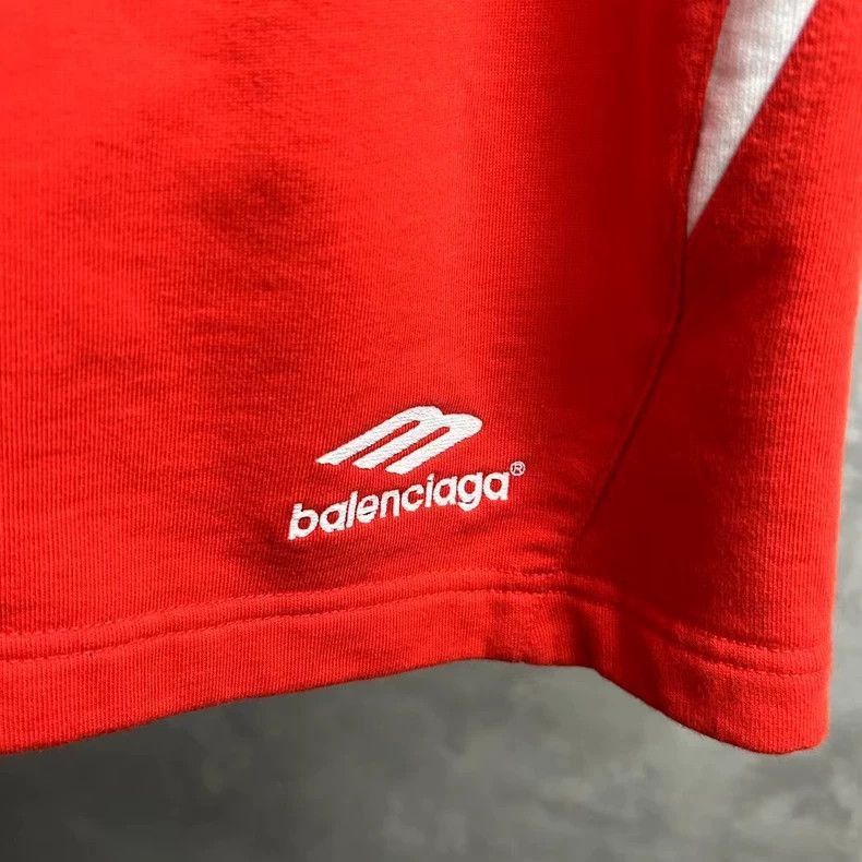 Balenciaga Balenciaga balenciaga's new red embroidered logo shorts -2 Size US 36 / EU 52 - 3 Thumbnail